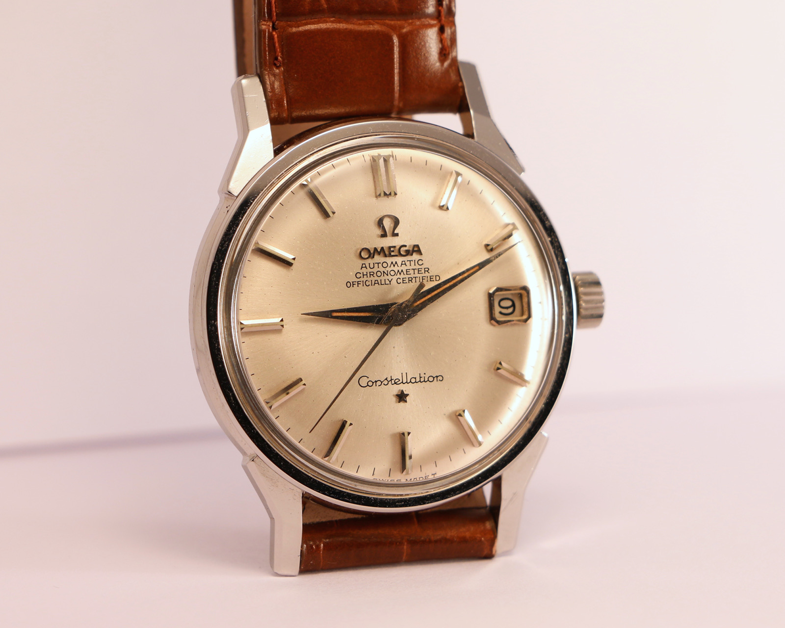 Omega Constellation “flat dial 