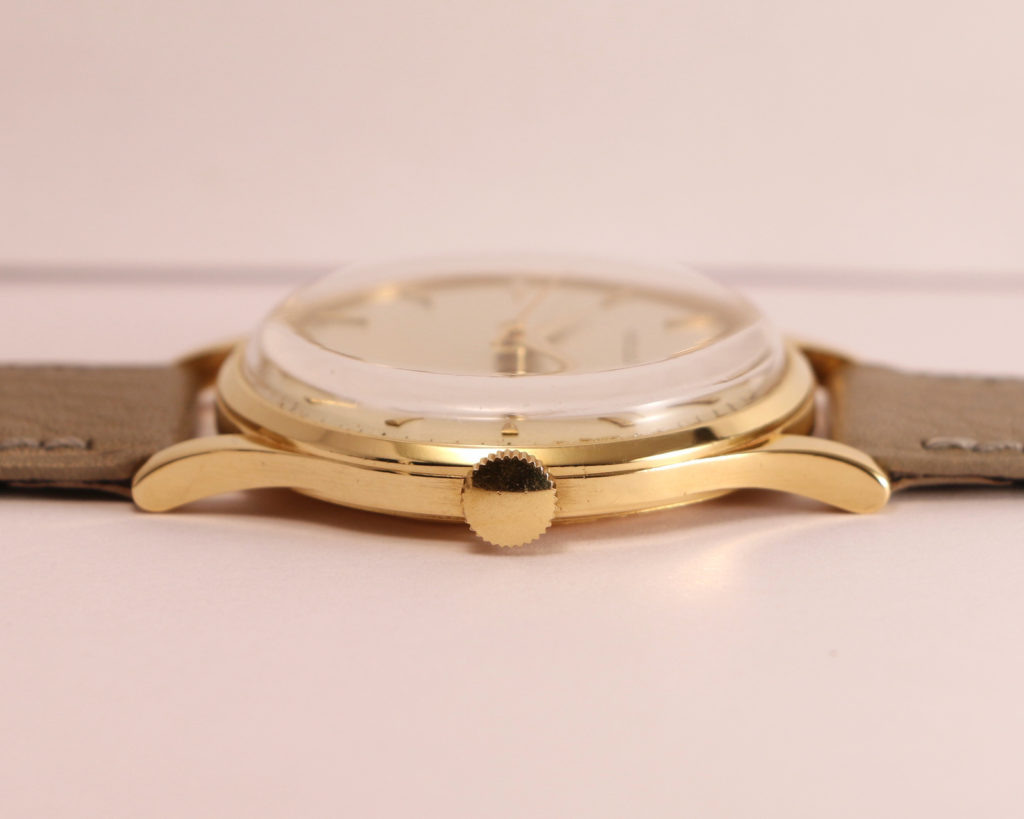 JaegerleCoultre 18K yellow gold beautiful condition fully serviced