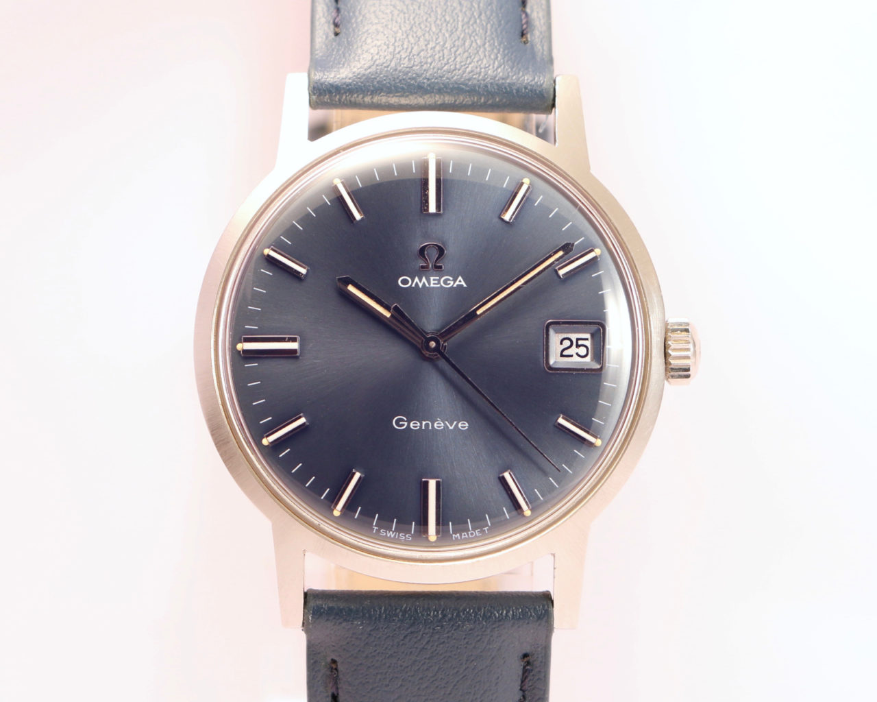 1978 Omega Geneve Date with Stunning Original Electric Blue Dial Model 136.0103 on Bracelet