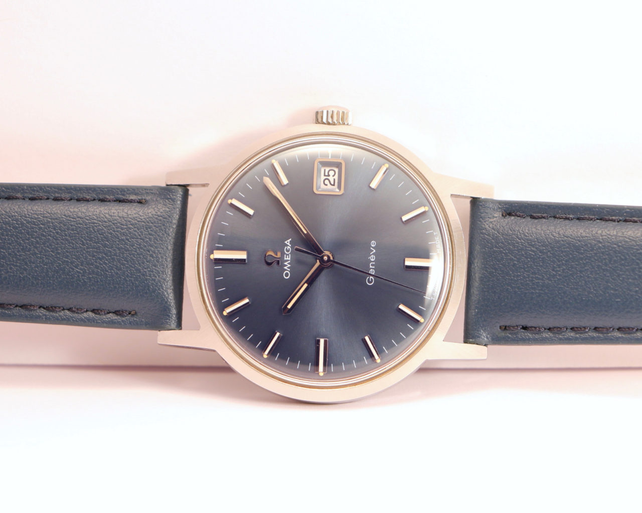 1978 Omega Geneve Date with Stunning Original Electric Blue Dial Model 136.0103 on Bracelet main image 0