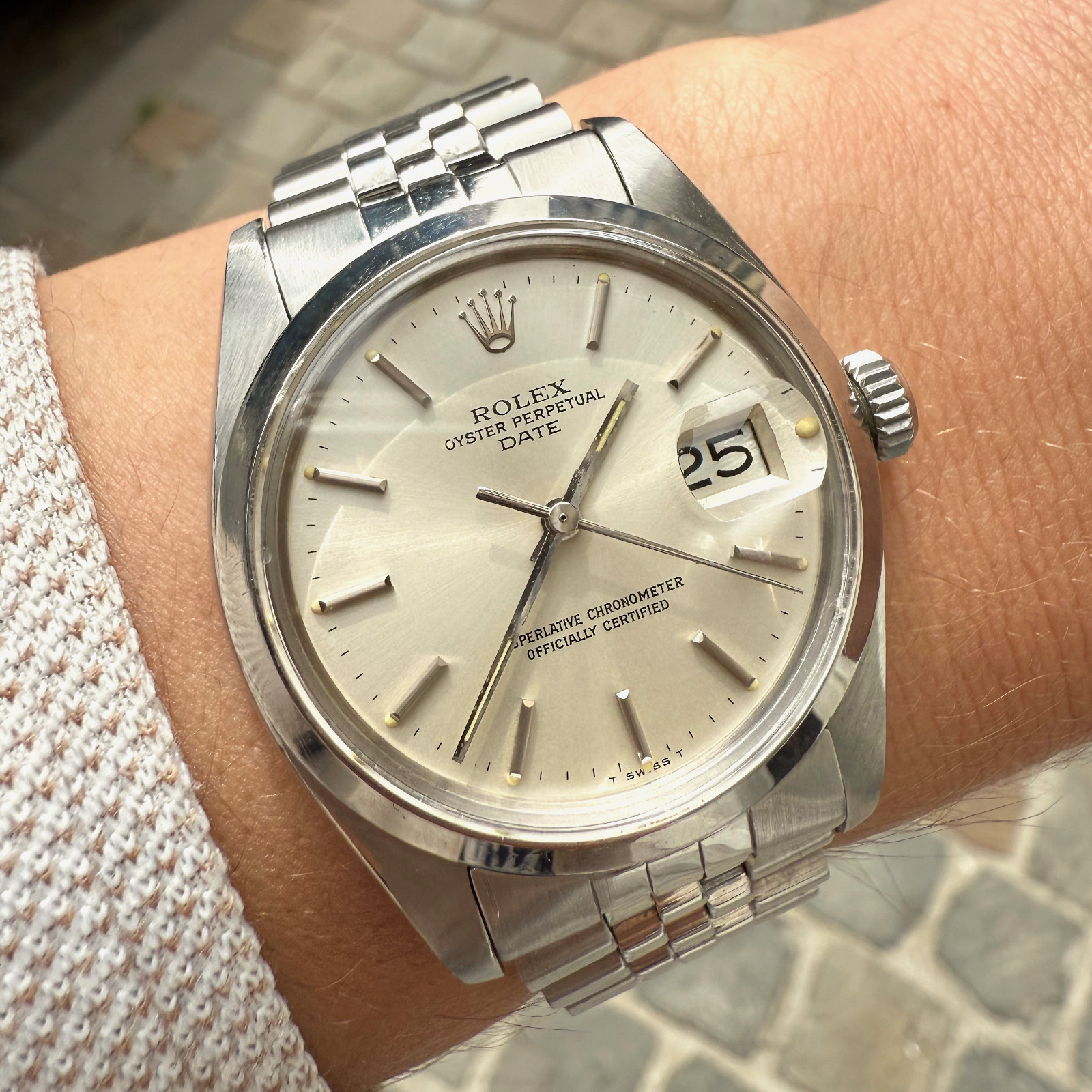 Rolex-oyster-perpetual-date-1500-1